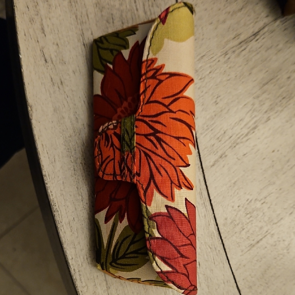 Vera Bradley Floral Glasses Case - Red and Green